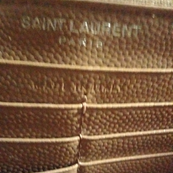 Yves Saint Laurent YSL Saharienne Shoulder Bag and wallet - Picture 11 of 11